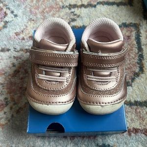 Stride Rite Sneaker